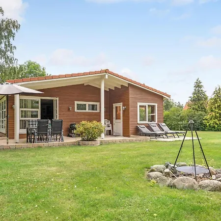 2 Bedroom In Rodby * Kramnitse