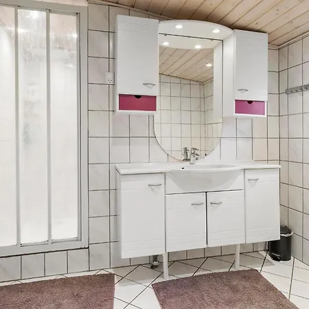 2 Bedroom In Rodby 度假居